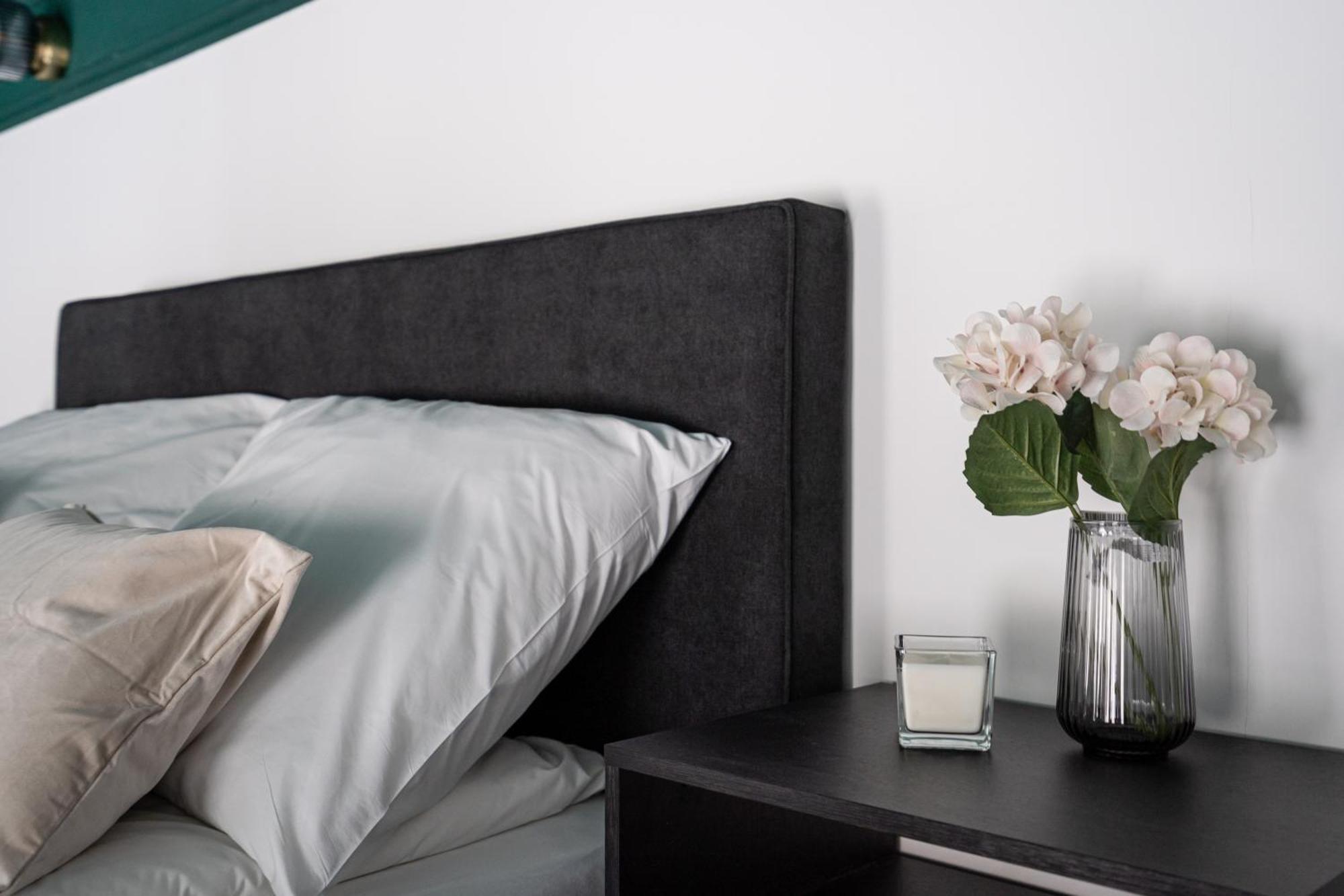 E41 - Trendy Boutique Apartments - Prime Spot By Bqa Будапеща Стая снимка